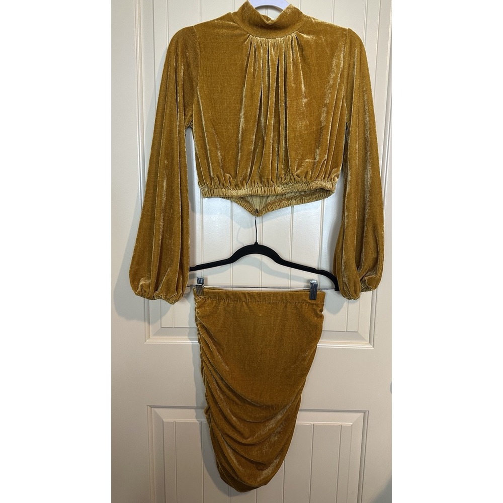 Hyfve Women's 2-Piece Set Cropped Top Blouse Ruched Midi Skirt Velvet Sz S GUC